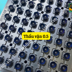 Thấu 0.5